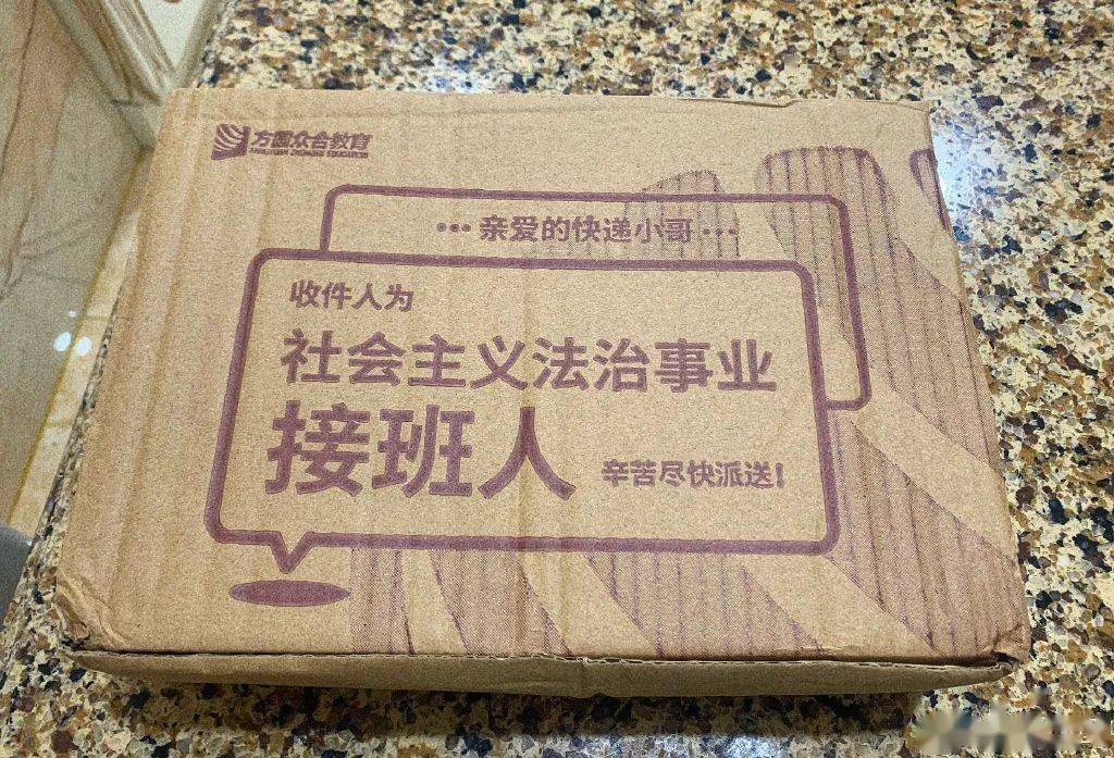 化妆品包装创意_化妆盒的文案_化妆品包装盒文案